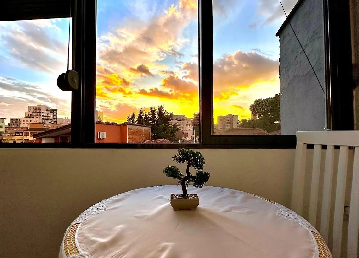 Cozy Escape Apartment Tirana 0*,